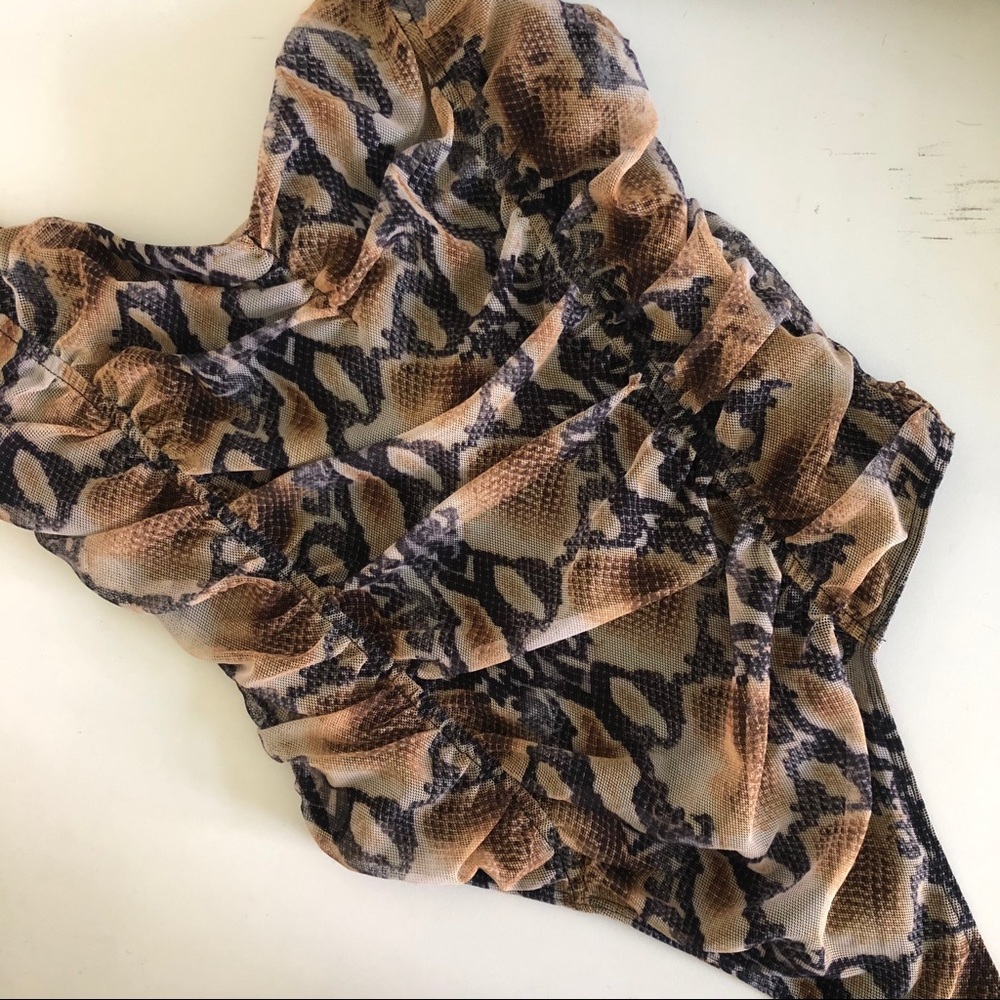 NWT Ruched Snake Print Bodysuit S
